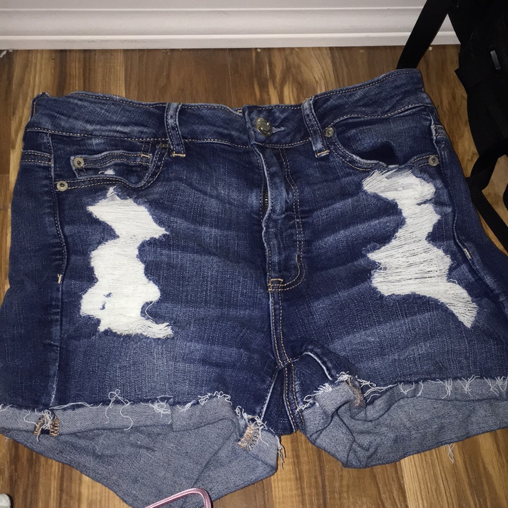 American eagle ripped shorts